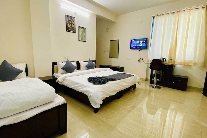 Room 34 of 55