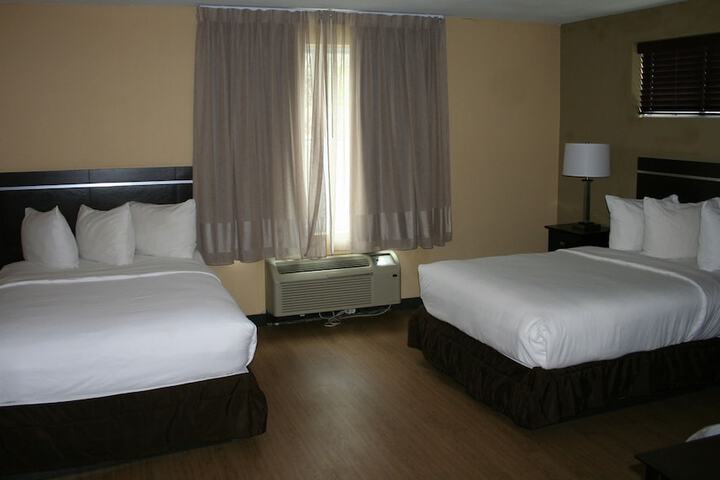 Room 17 of 71