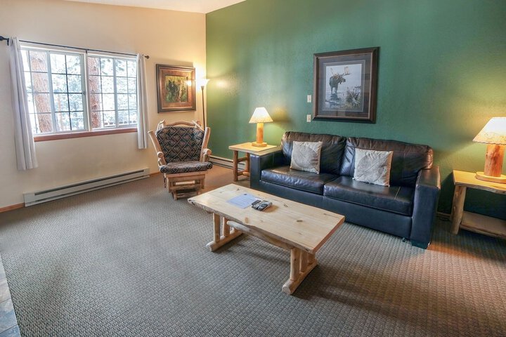 Room 6 of 14