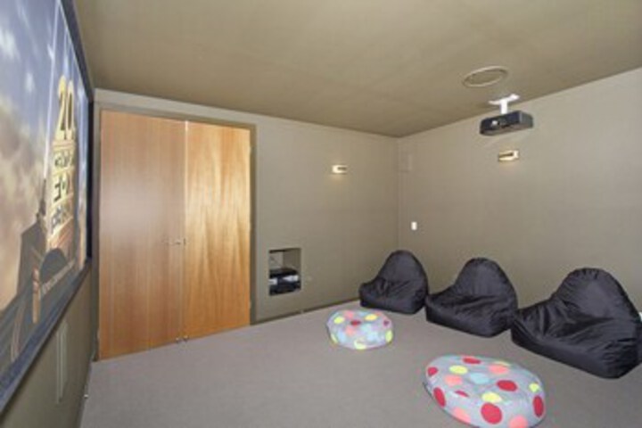 Entertainment 19 of 19