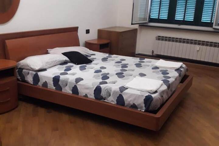 Room 3 of 14