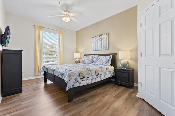Room 4 of 39