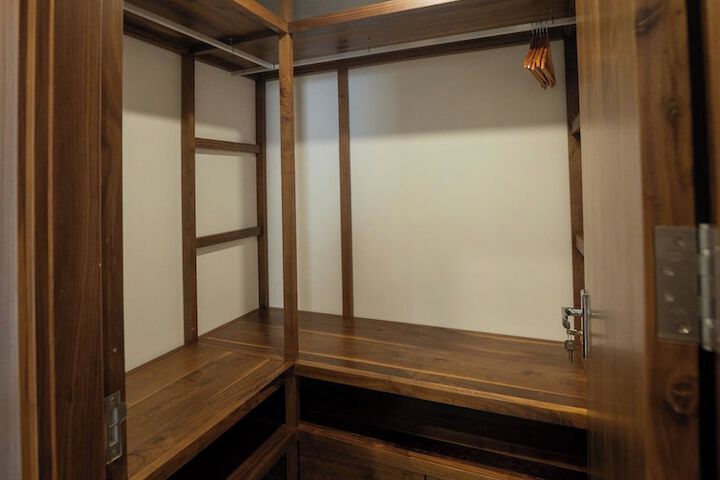 Room 14 of 29