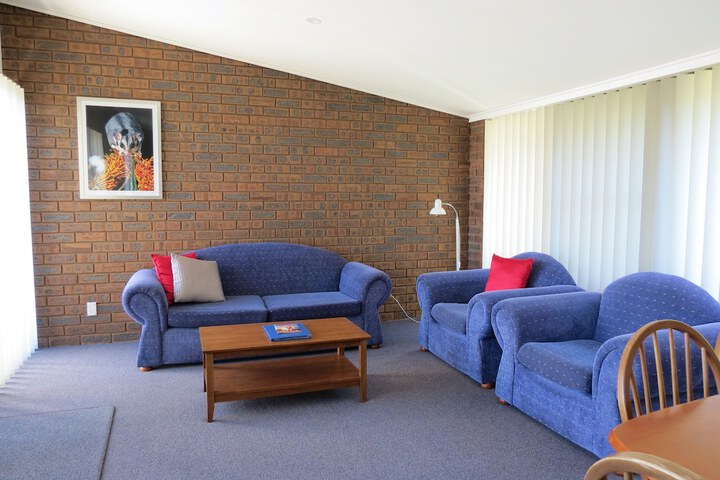 Room 7 of 27