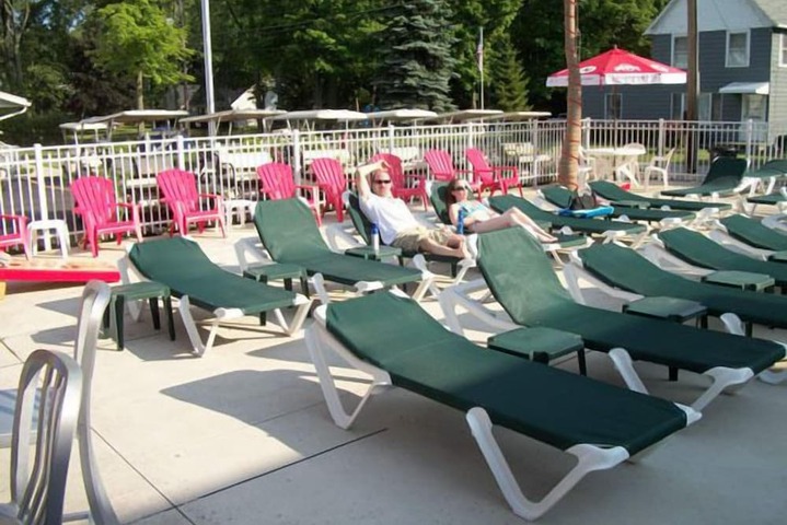 Sundeck 79 of 83