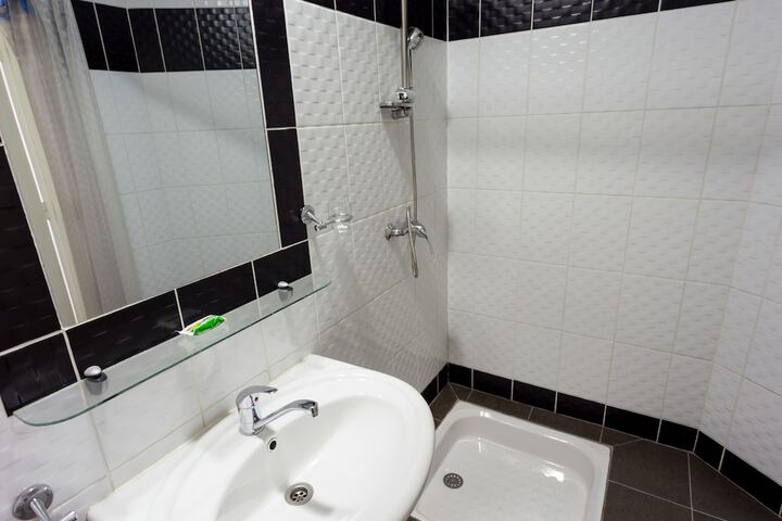 Room 5 of 21