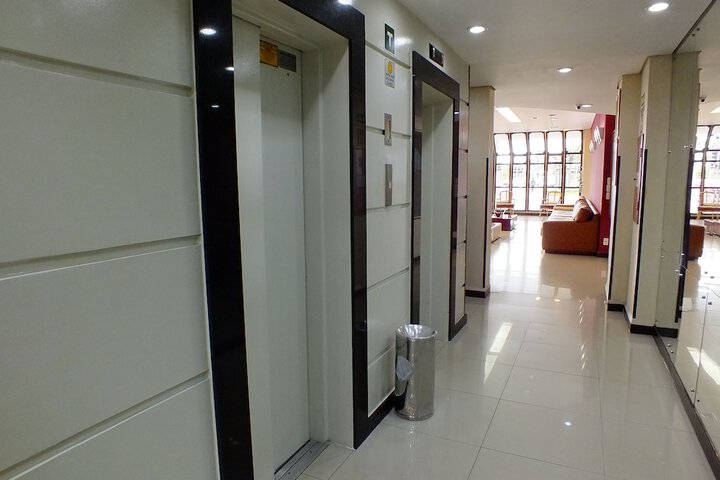 Ballroom/Hall 60 of 70