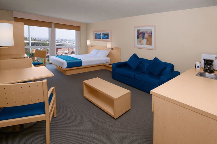 Room 16 of 52