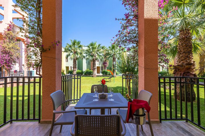 Terrace/Patio 43 of 252