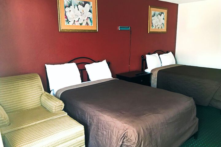 Quadruple 2 Double Beds (6 of 13)