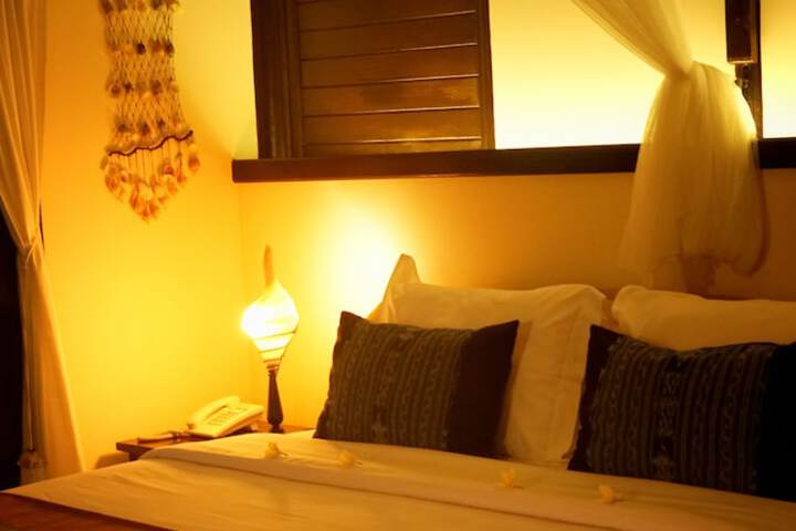 Room 2 of 49