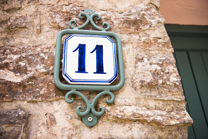 Room 17 of 48