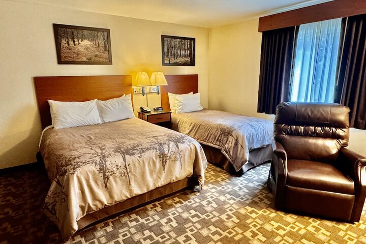 Room 5 of 32