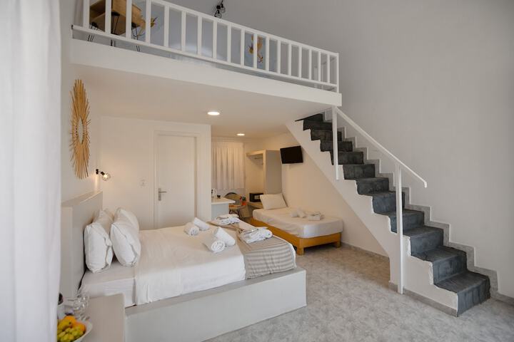 Room 16 of 39