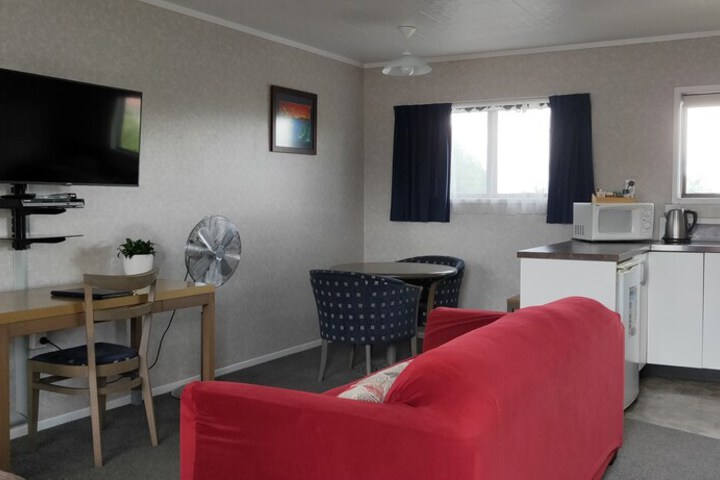Room 10 of 34