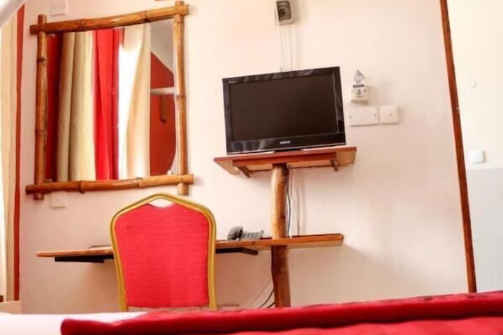 Room 14 of 53