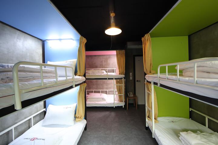Room 11 of 42
