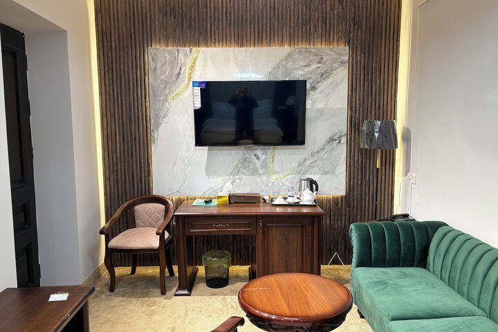 Room 24 of 58