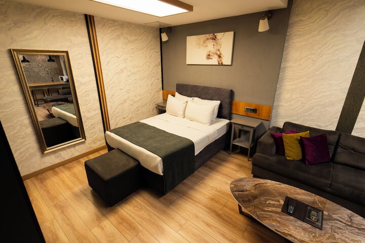 Room 55 of 149