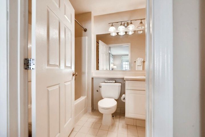 Room 15 of 21
