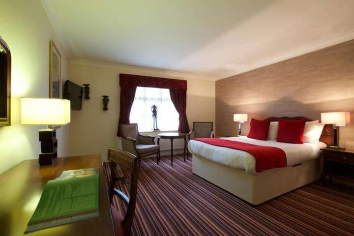 Room 3 of 72