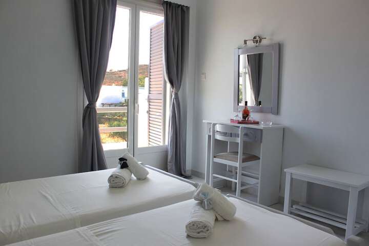 Room 16 of 37