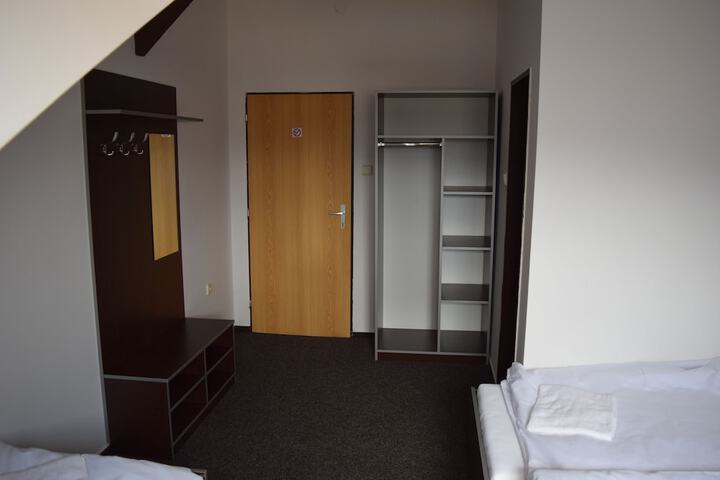Room 38 of 90