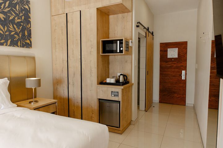 Room 20 of 39