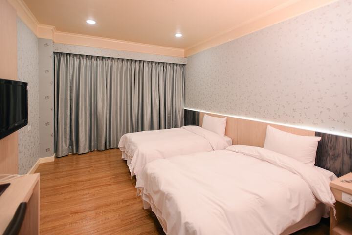 Room 51 of 67