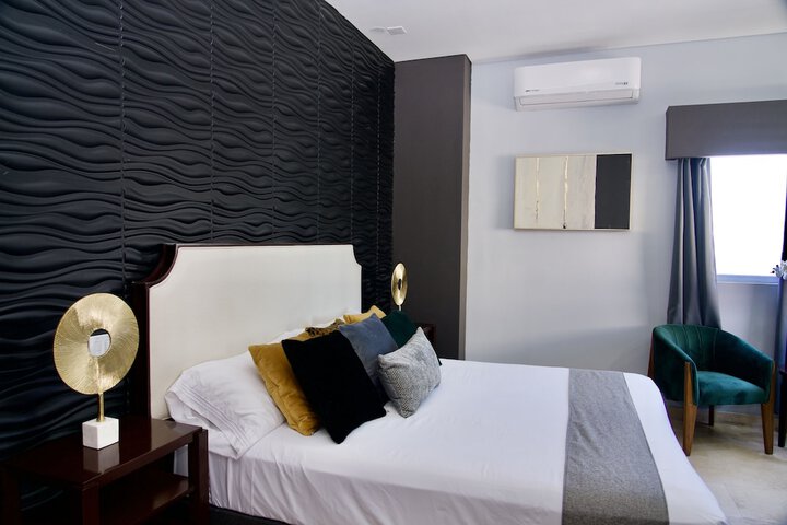 Room 21 of 159