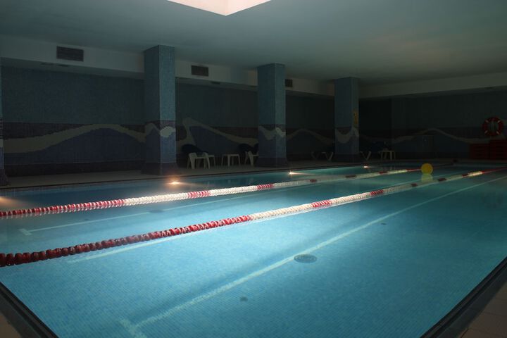 Pools & Facilities