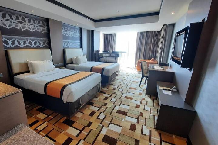 Room 26 of 49