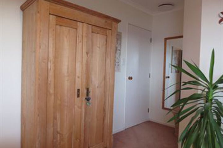 Room 17 of 24