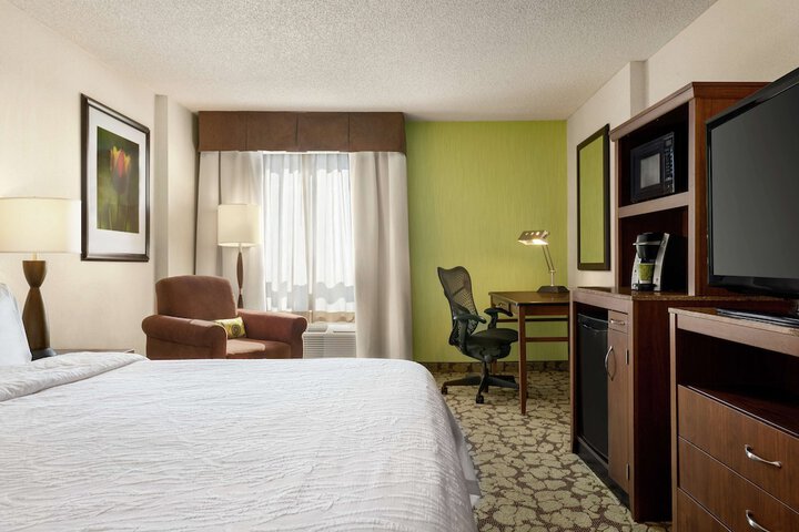 Room 18 of 53