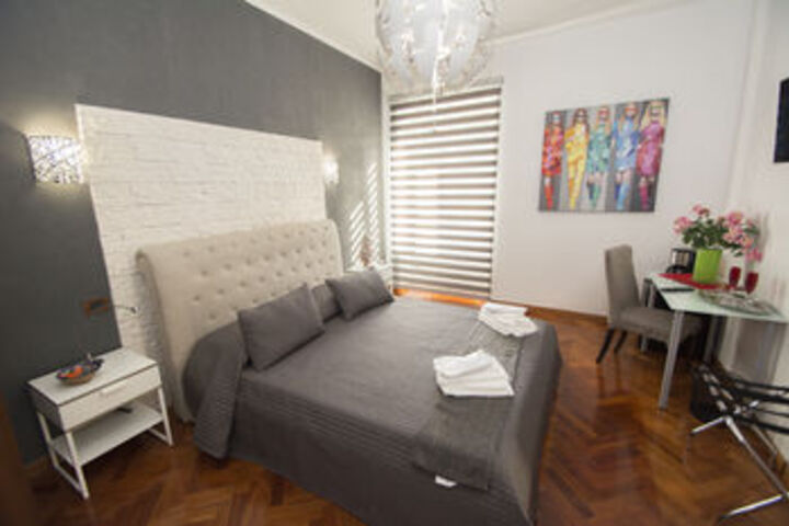 Room 7 of 23