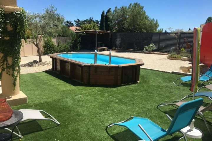 Pool 13 of 21