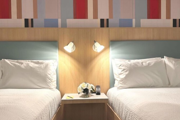 Room 4 of 22