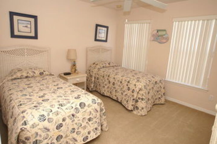 Room 14 of 36