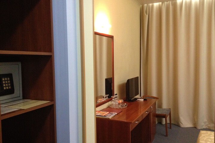 Room 26 of 53