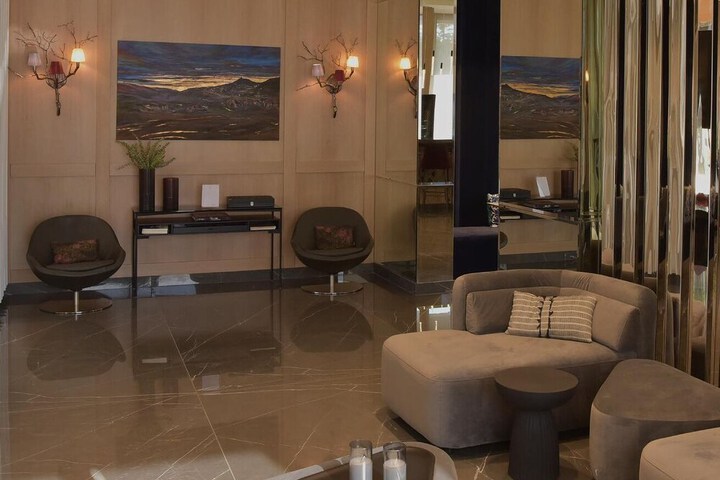 Hotel Interior 5 of 76