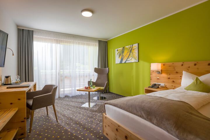 Room 5 of 52