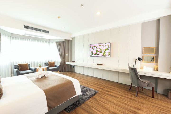 Room 13 of 55
