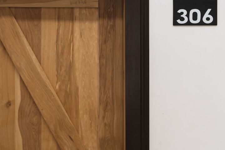 Room 11 of 48
