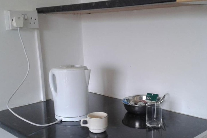 Room 3 of 8