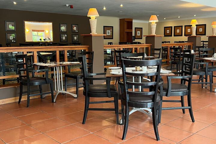 Dining Photos