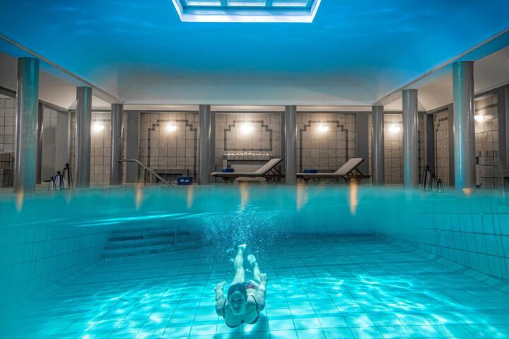 Pool 47 of 127
