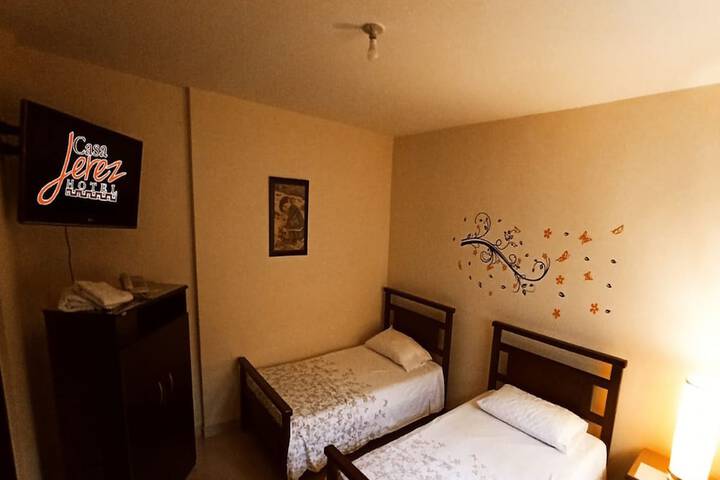 Room 4 of 19