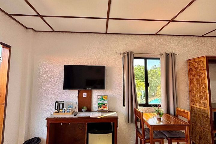 Room 44 of 123