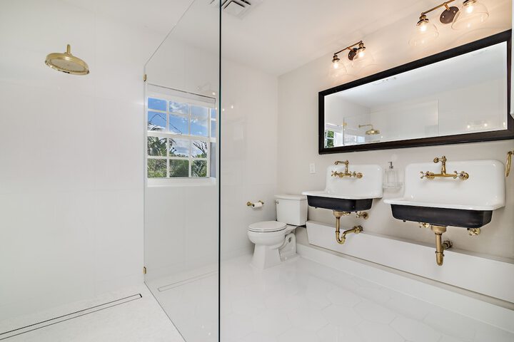 Room 4 of 47