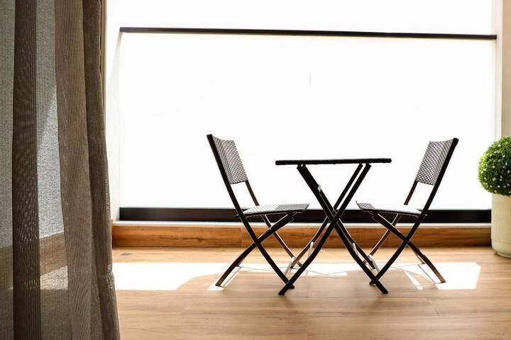 Room 10 of 45